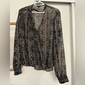 Large Guess Blouse